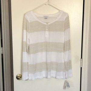 Liz Claiborne Lightweight Top